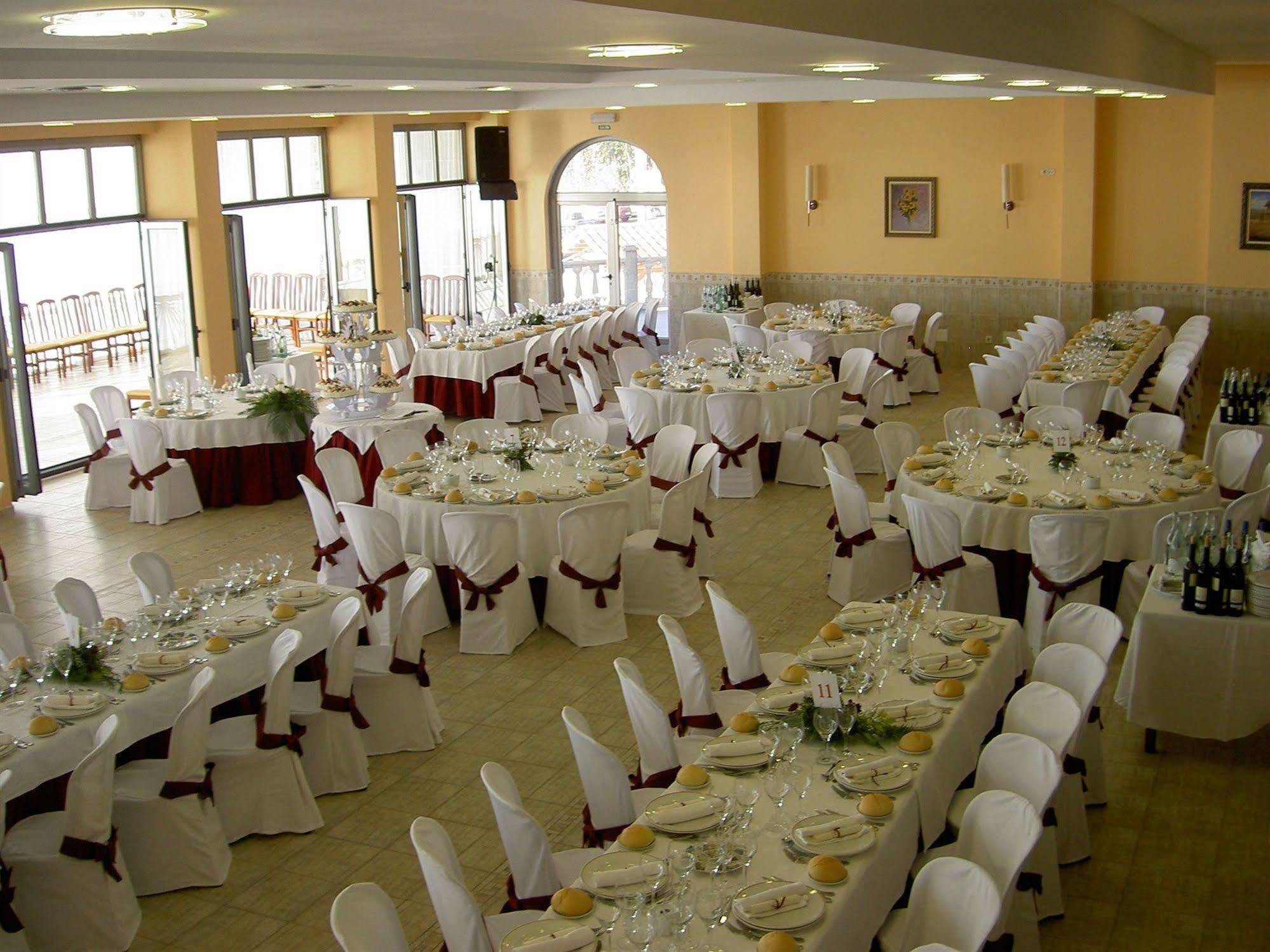 Duerming Villa De Sarria Hotel Екстериор снимка