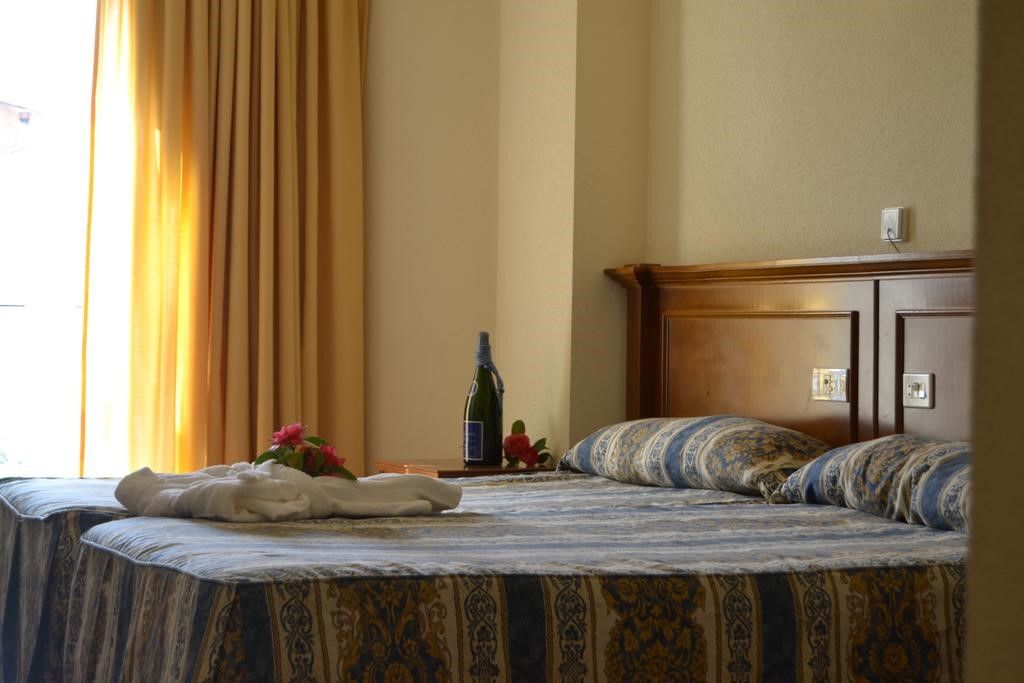 Duerming Villa De Sarria Hotel Екстериор снимка